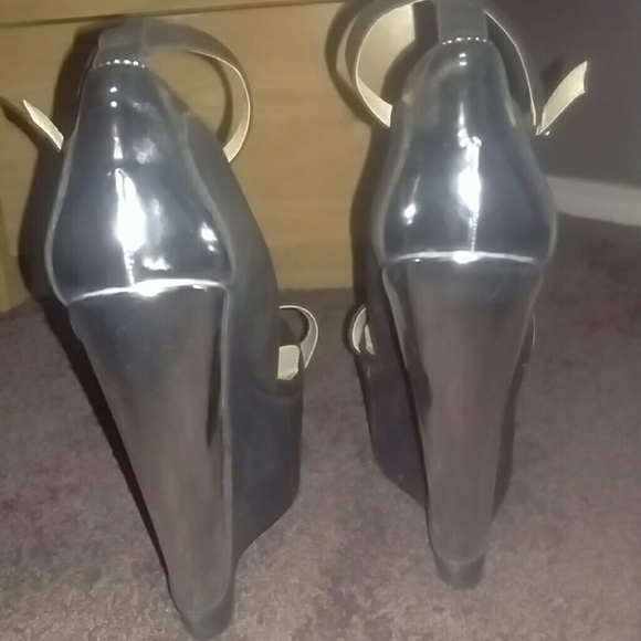 Shoes - Picture 3 of 5